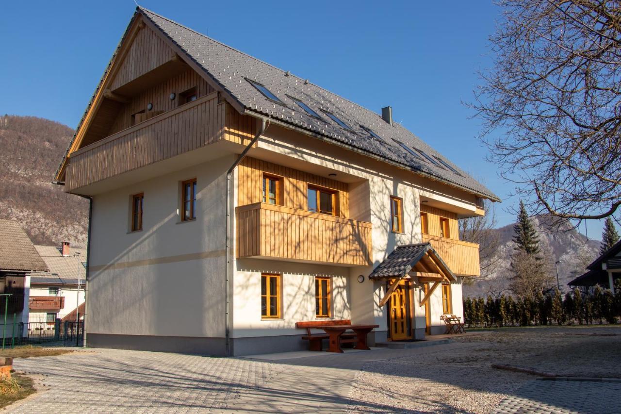 Apartments & Rooms Pr' Skalovc Bohinj Esterno foto