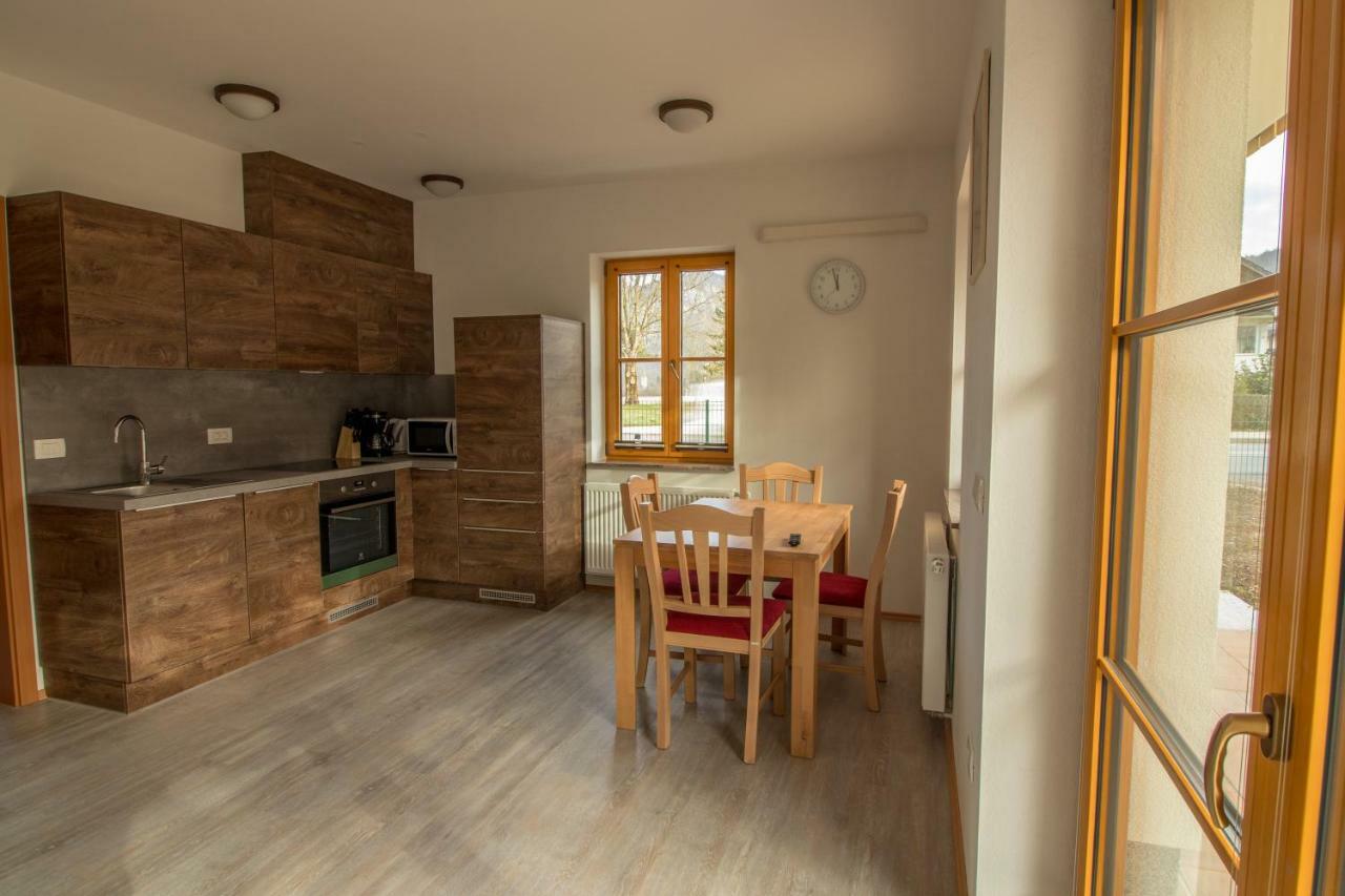 Apartments & Rooms Pr' Skalovc Bohinj Esterno foto