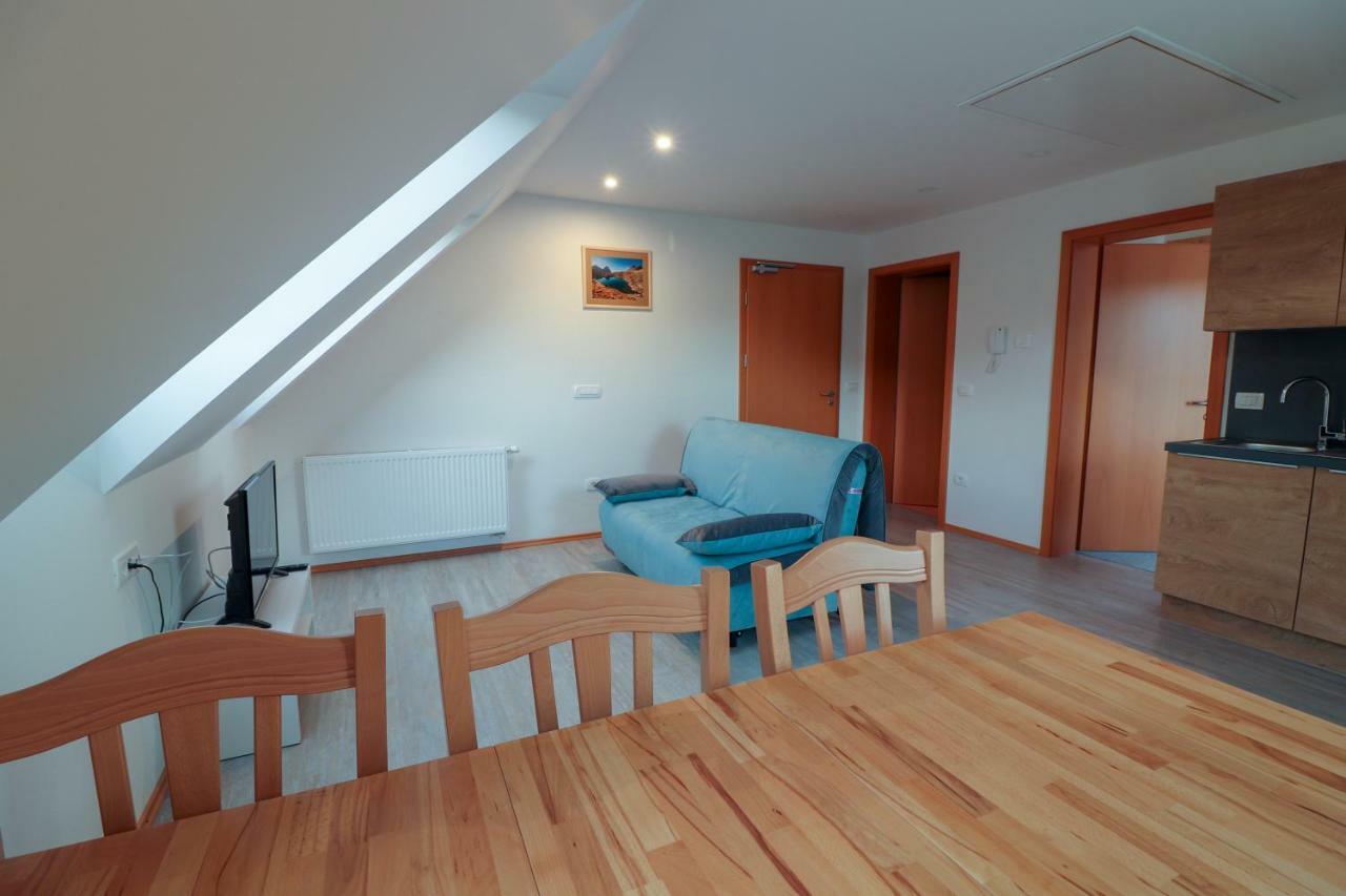 Apartments & Rooms Pr' Skalovc Bohinj Esterno foto