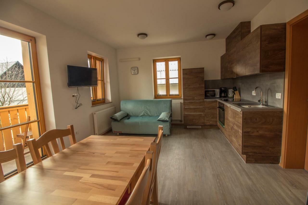 Apartments & Rooms Pr' Skalovc Bohinj Esterno foto